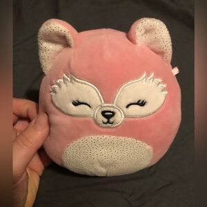 Squishmallow | 4” Flora the Fox